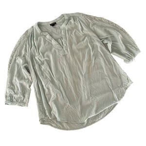 Torrid Women's Size 0 Teal Green Long Sleeve Shirt Blouse Button‎ Sleeves